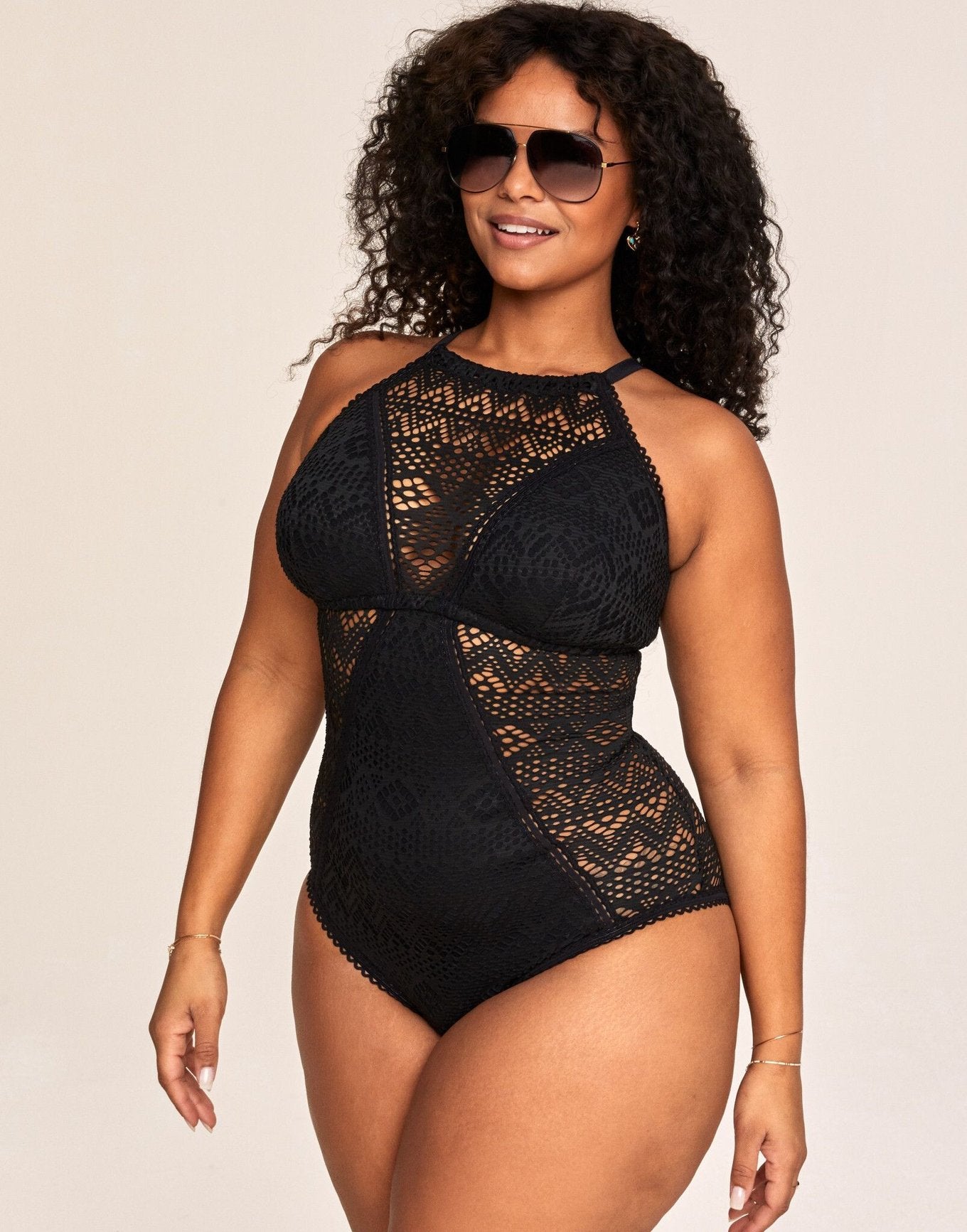Margaret Contour Black