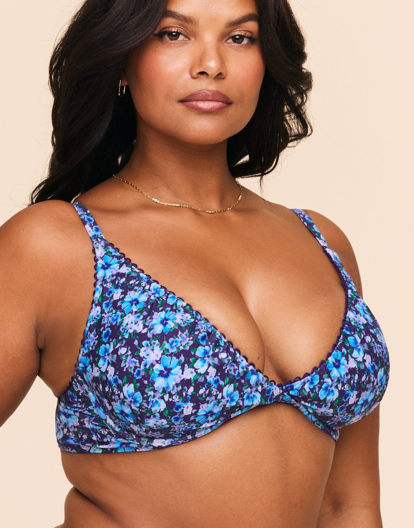 Pilar Contour Print