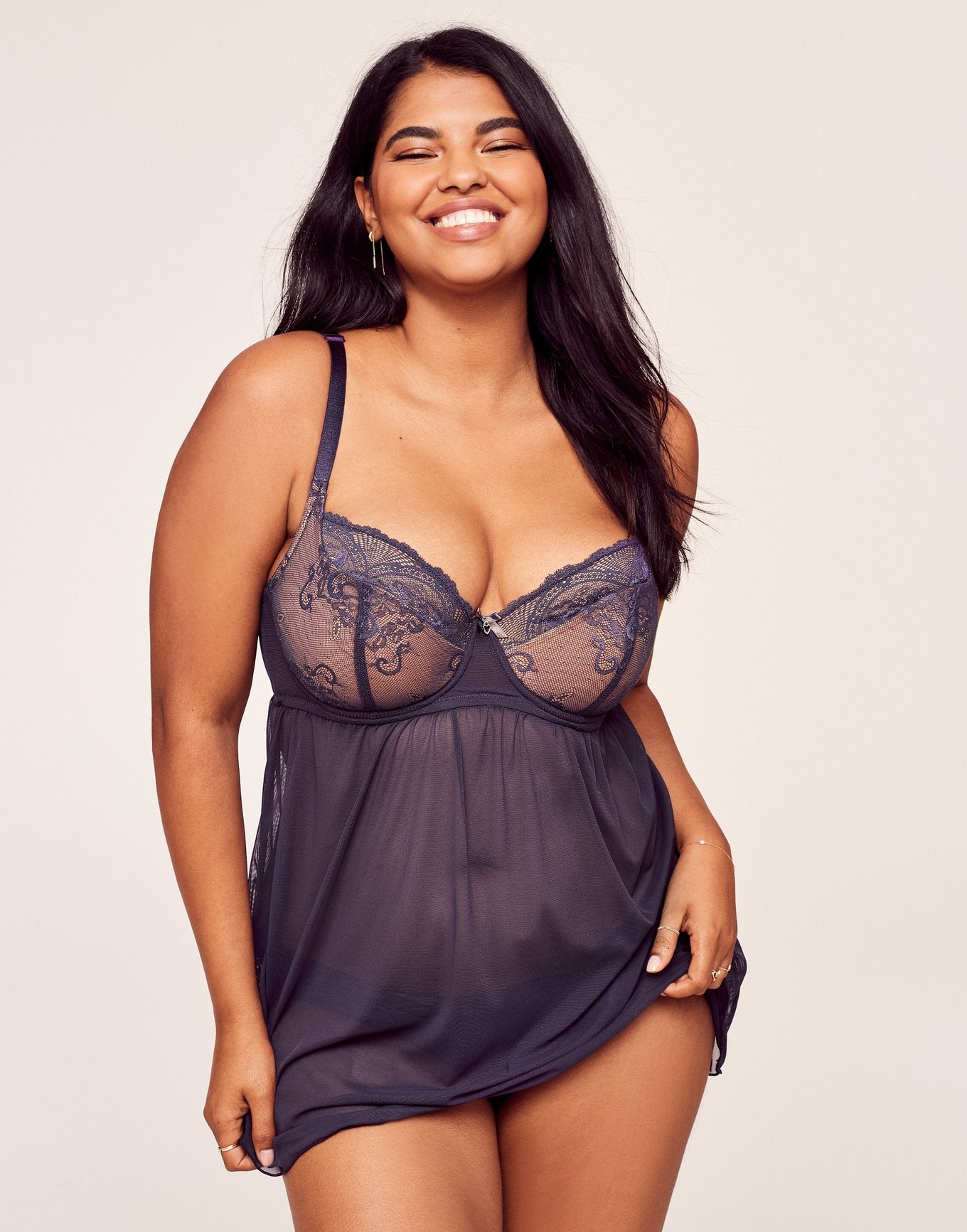 Ella Contour