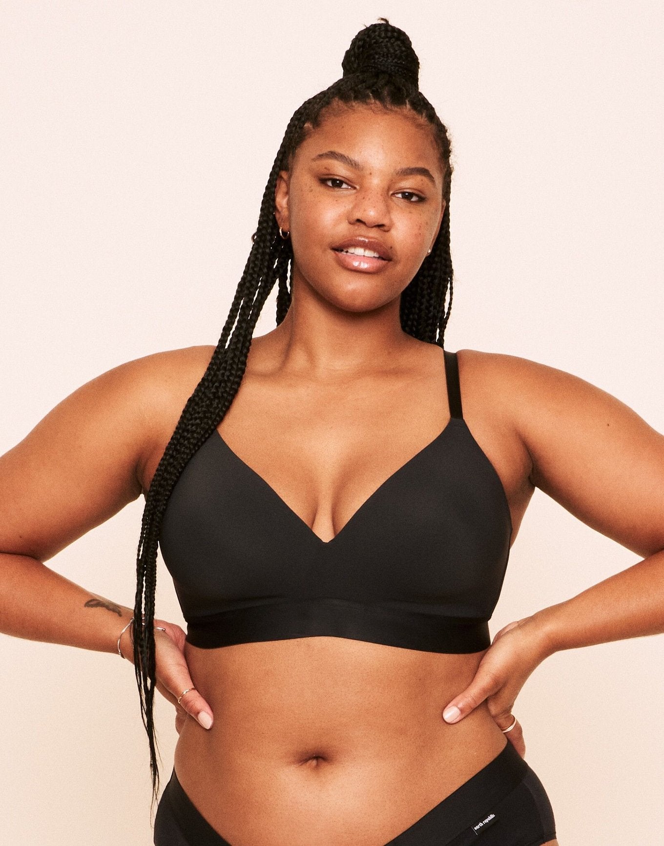 Makenna Lightly Lined Wireless Bra Lined Black