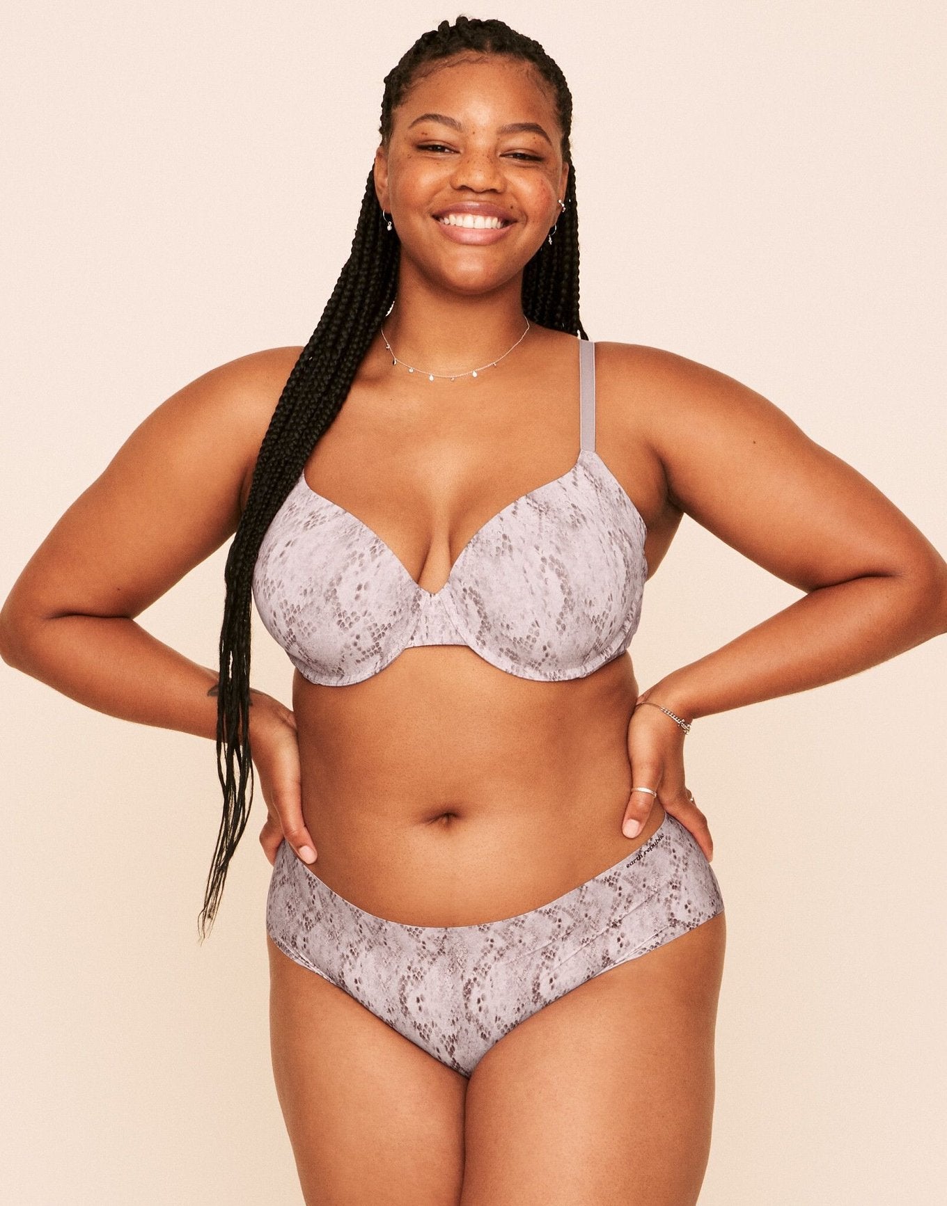 Nayeli Lightly Lined T-Shirt Bra Lined Print