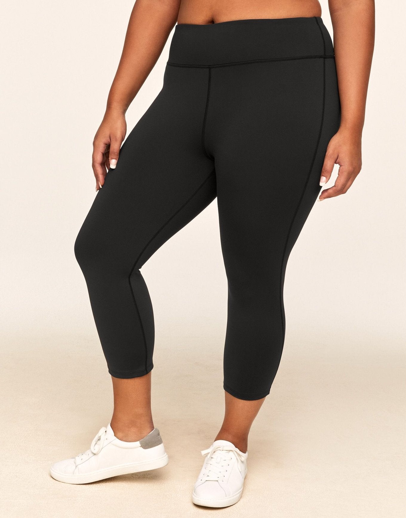 Cora Cozy Crop Black