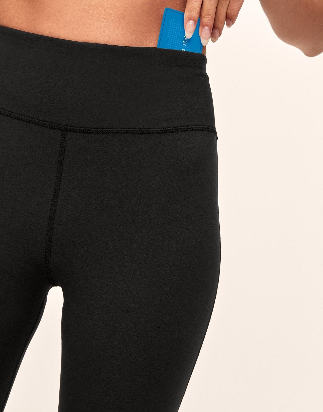 Cora Cozy Crop Black