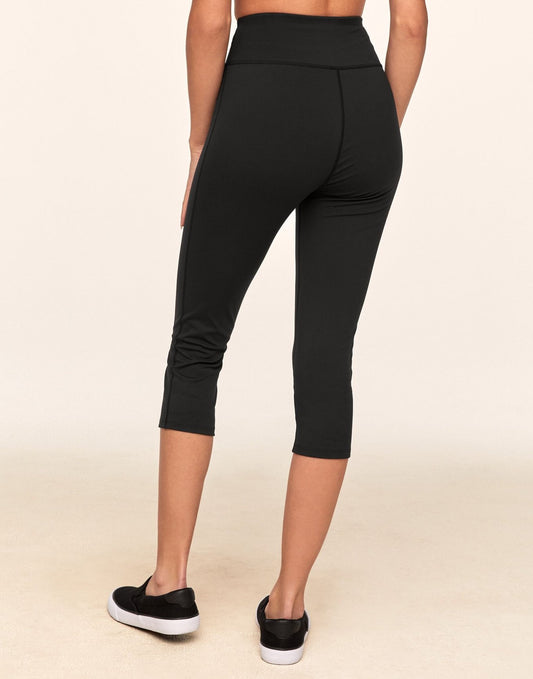 Cora Cozy Crop Black