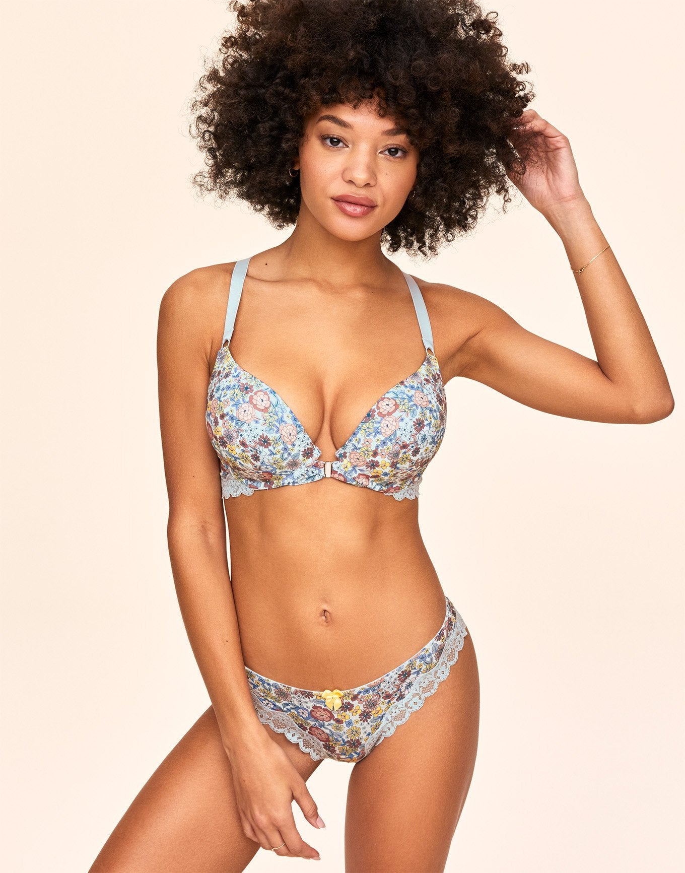 Alexis Contour Print