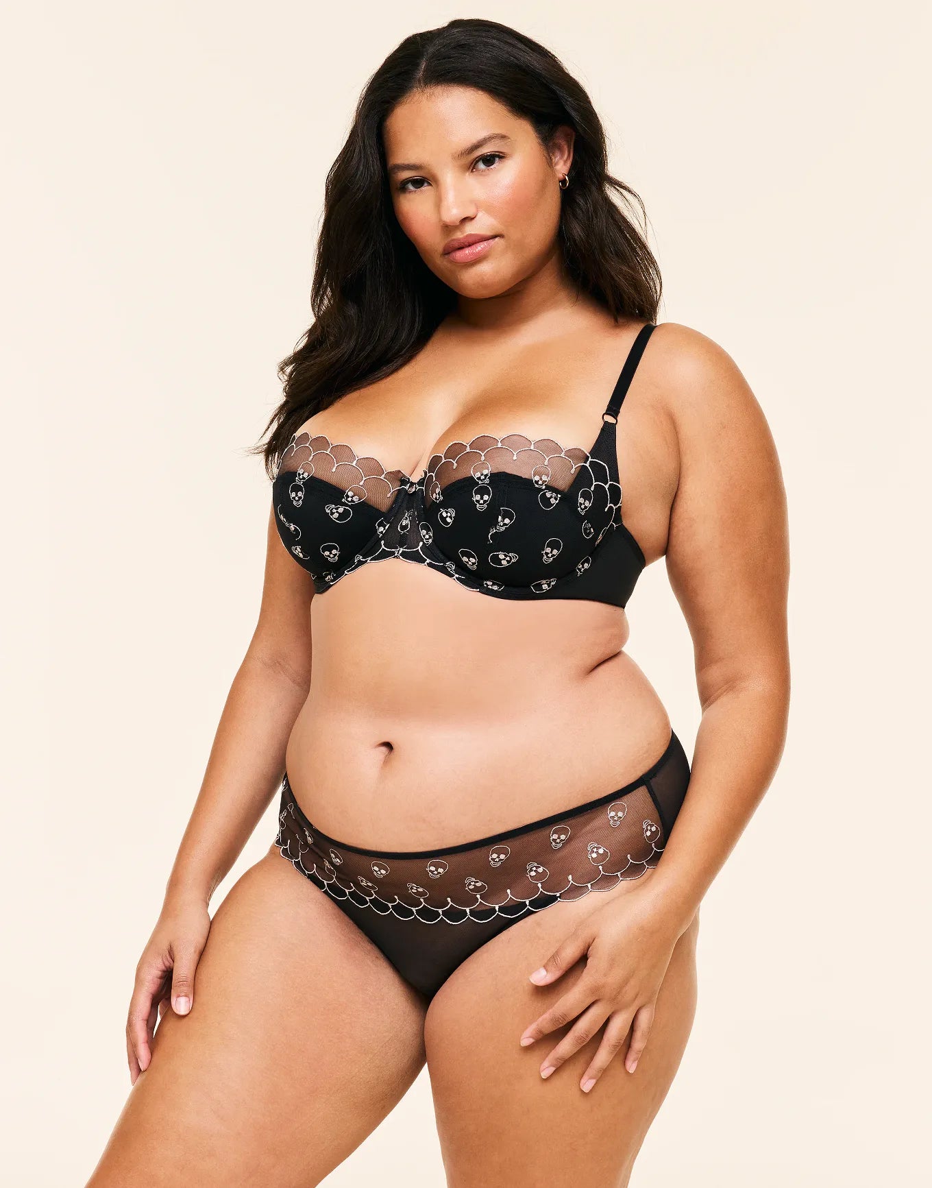 Bettie Contour Black
