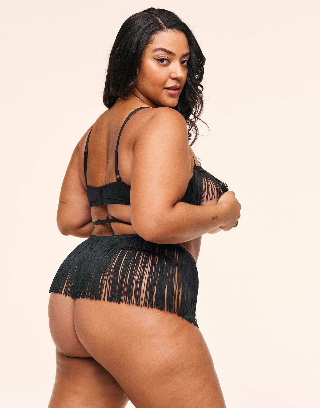 Neveah Unlined Black
