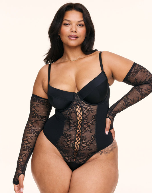 Callie Contour Black