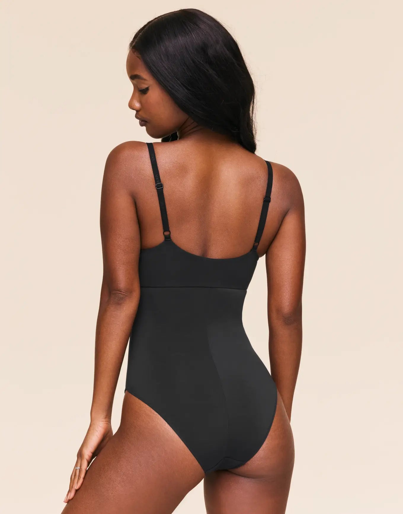 Vanesse Black