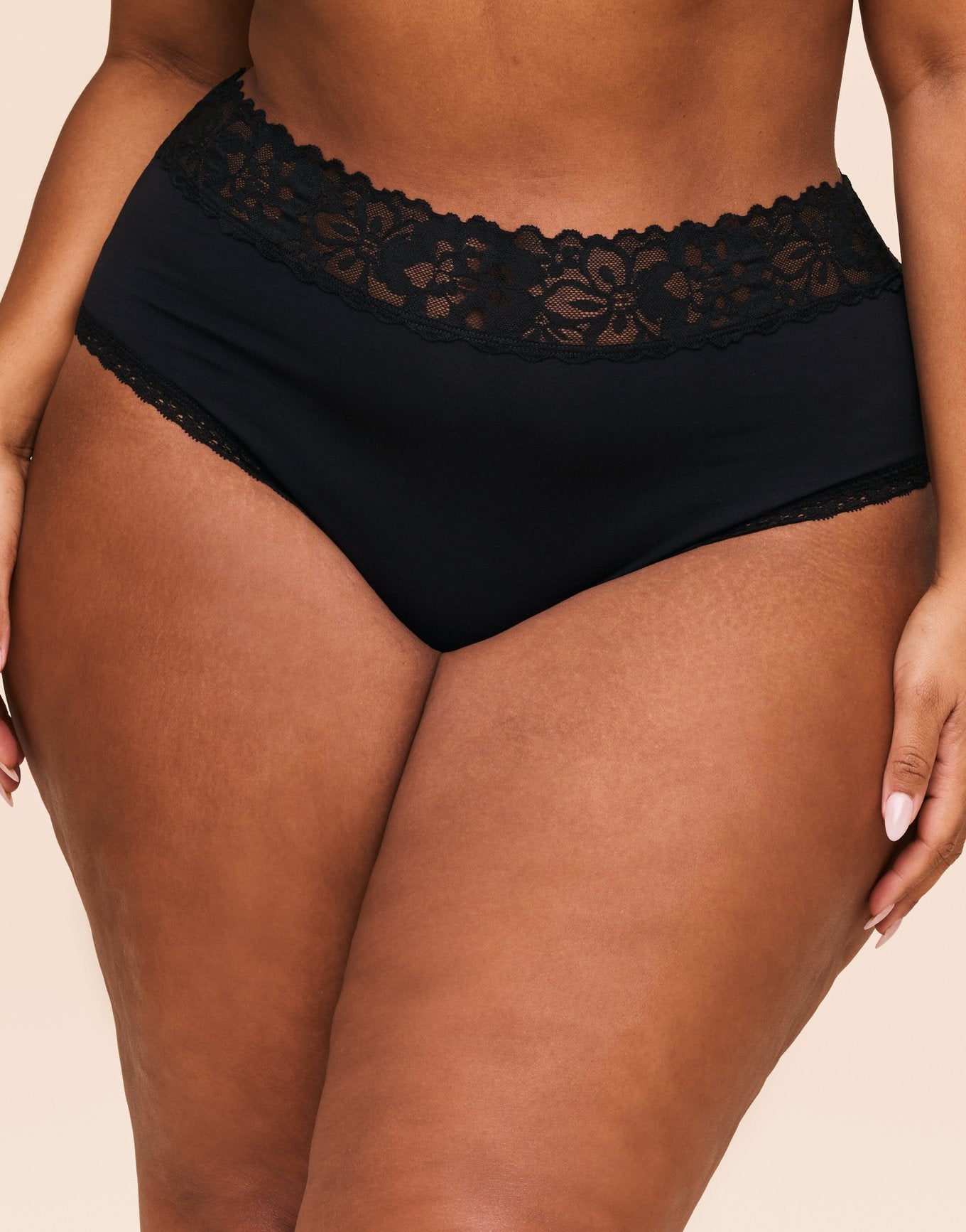 Colline Black