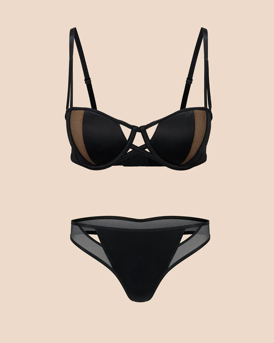 Cassandre Contour Black